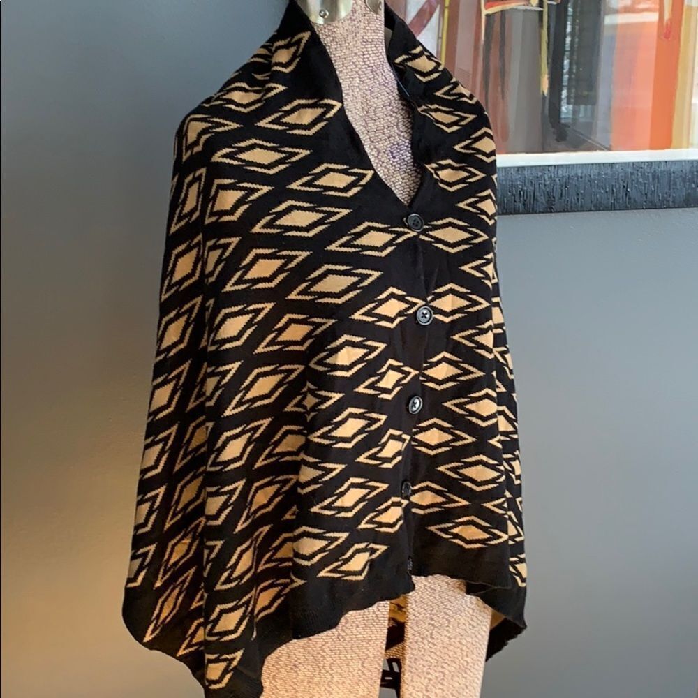 Top it off black/camel diamond knit 3-in-1 wrap
